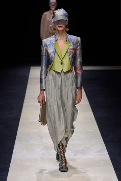 Look 52
